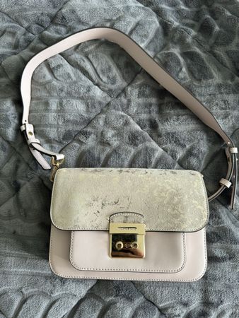 Michael Kors Sac à bandoulière rose pâle - État neuf ✨