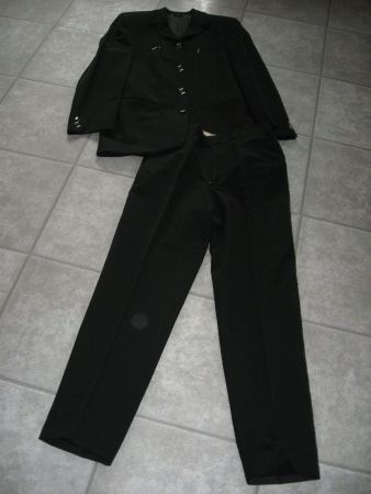 schwarzer Herren Anzug Gr. 40