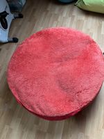 Gemütliches Bodenkissen, rot