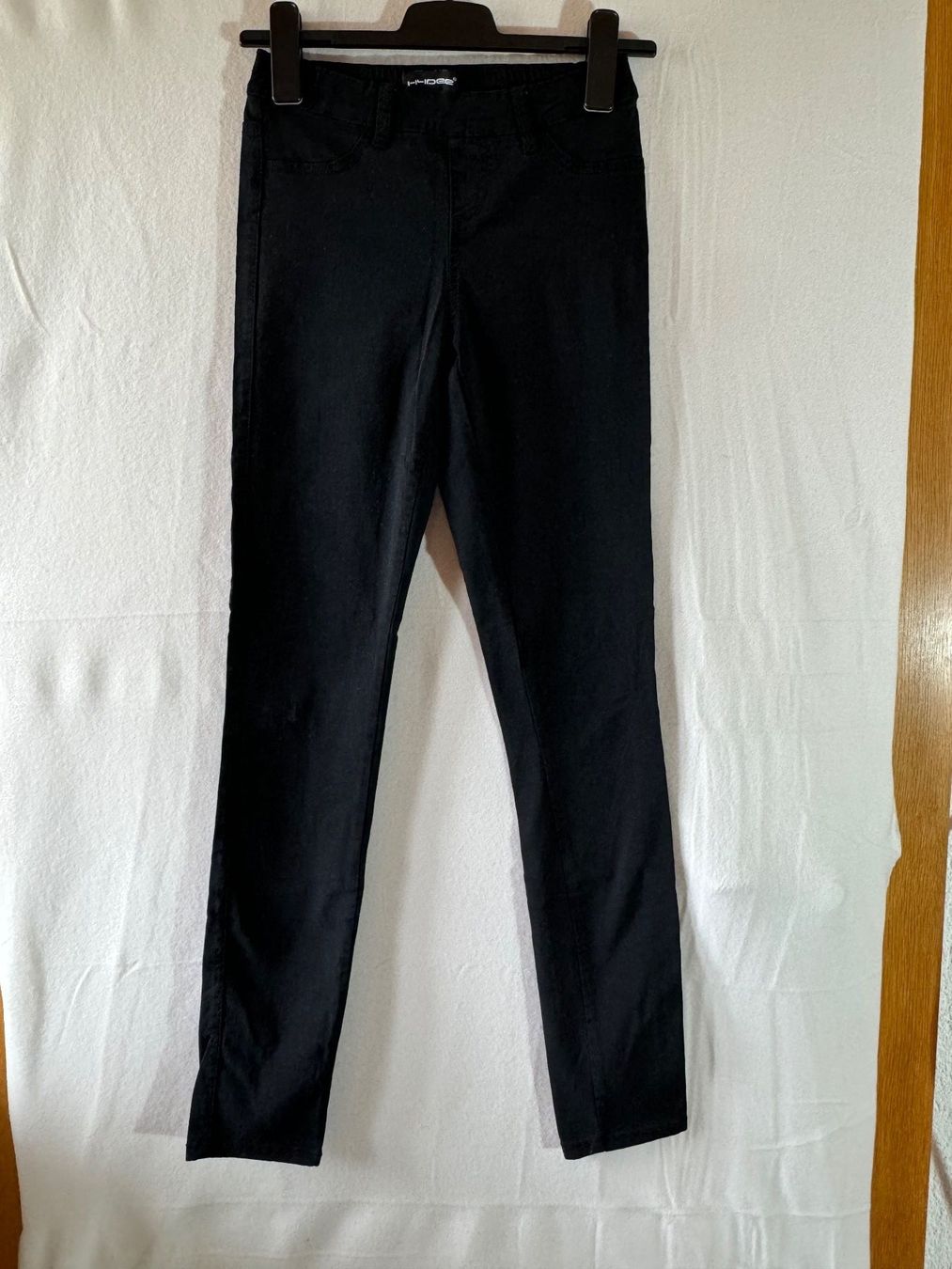 Pantaloni: Hydee Stoffhose schwarz Gr. S – Usato da Grosswangen venduto da SALE_SALE_SALE