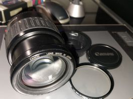 Canon Zoom Lens EF 35 -105mm mit Filter und Schutz-Kappen