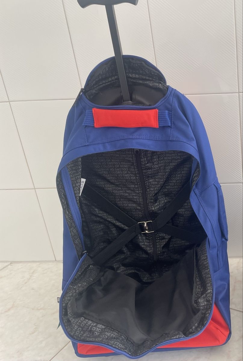 Valigie & Borse: Sac à dos trolley Benetton, NEUF. – Nuovo e nell'imballaggio originale da Bevaix venduto da Menama 2