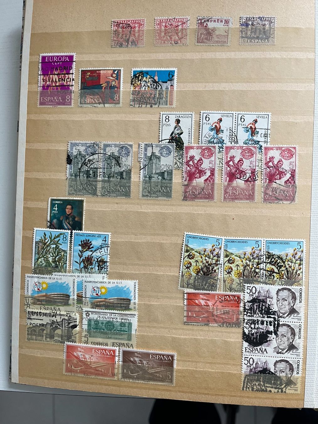 Tous les timbres: Briefmarkenalbum Ausland – D'occasion à Dintikon par Redgar58 5