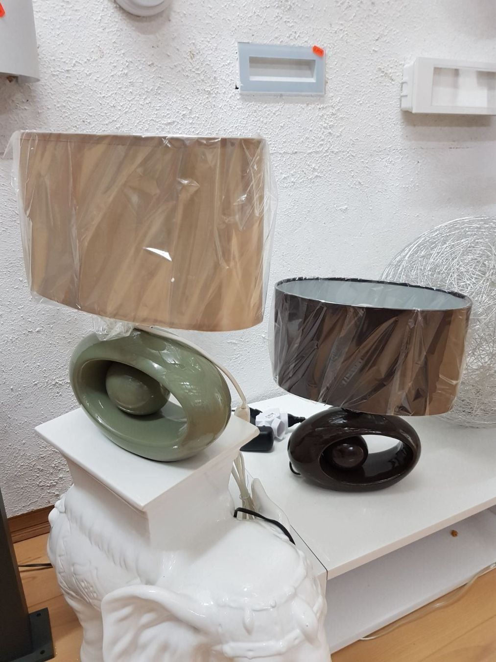 Lampade: MARGA Tischlampe Grau-Beige – Nuovo e nell'imballaggio originale da Lachen SZ venduto da ANDDUS-MASSLIGHT 3