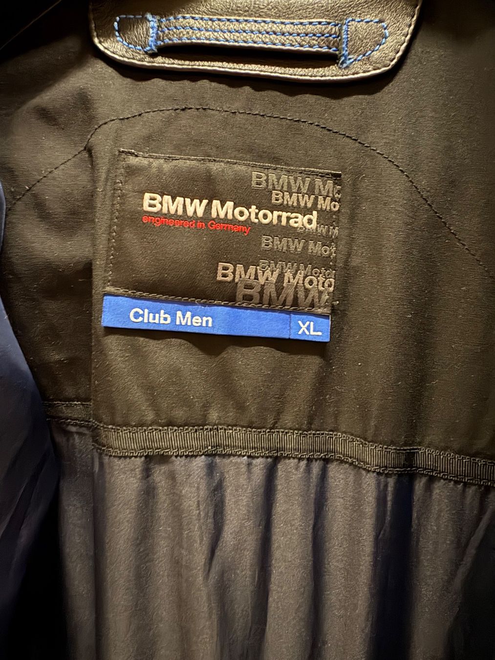 BMW Giacche: BMW Motorrad Leder Jacke – Usato da Zermatt venduto da Ralph1972 1