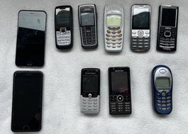 Alte Handys: iPhone, NOKIA, Sony Ericsson, Siemens