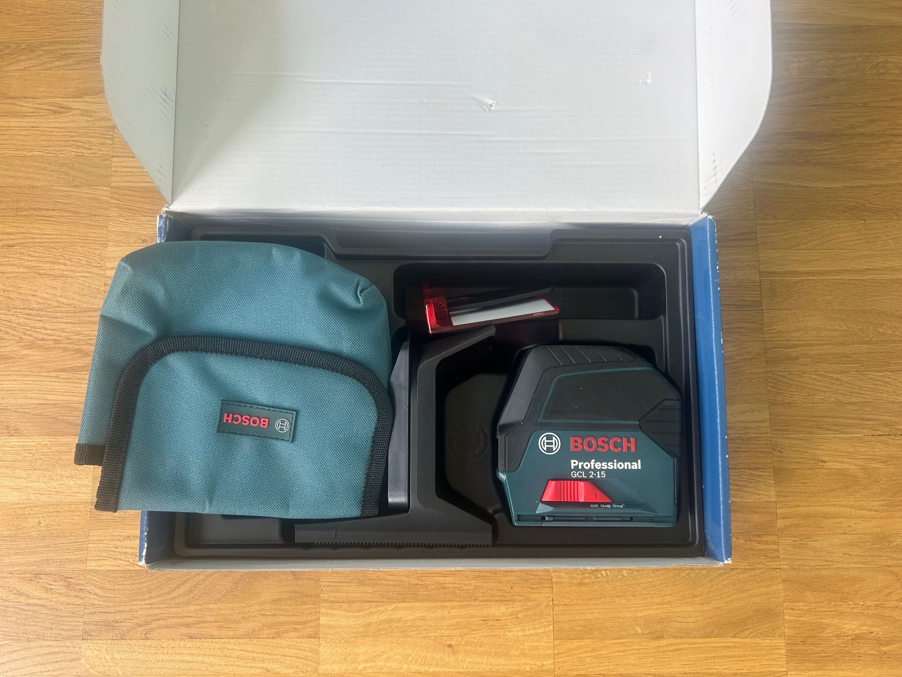 Bosch Mesurer: Bosch Punkt-und Linienlaser – D'occasion à Zürich par Tm7 1
