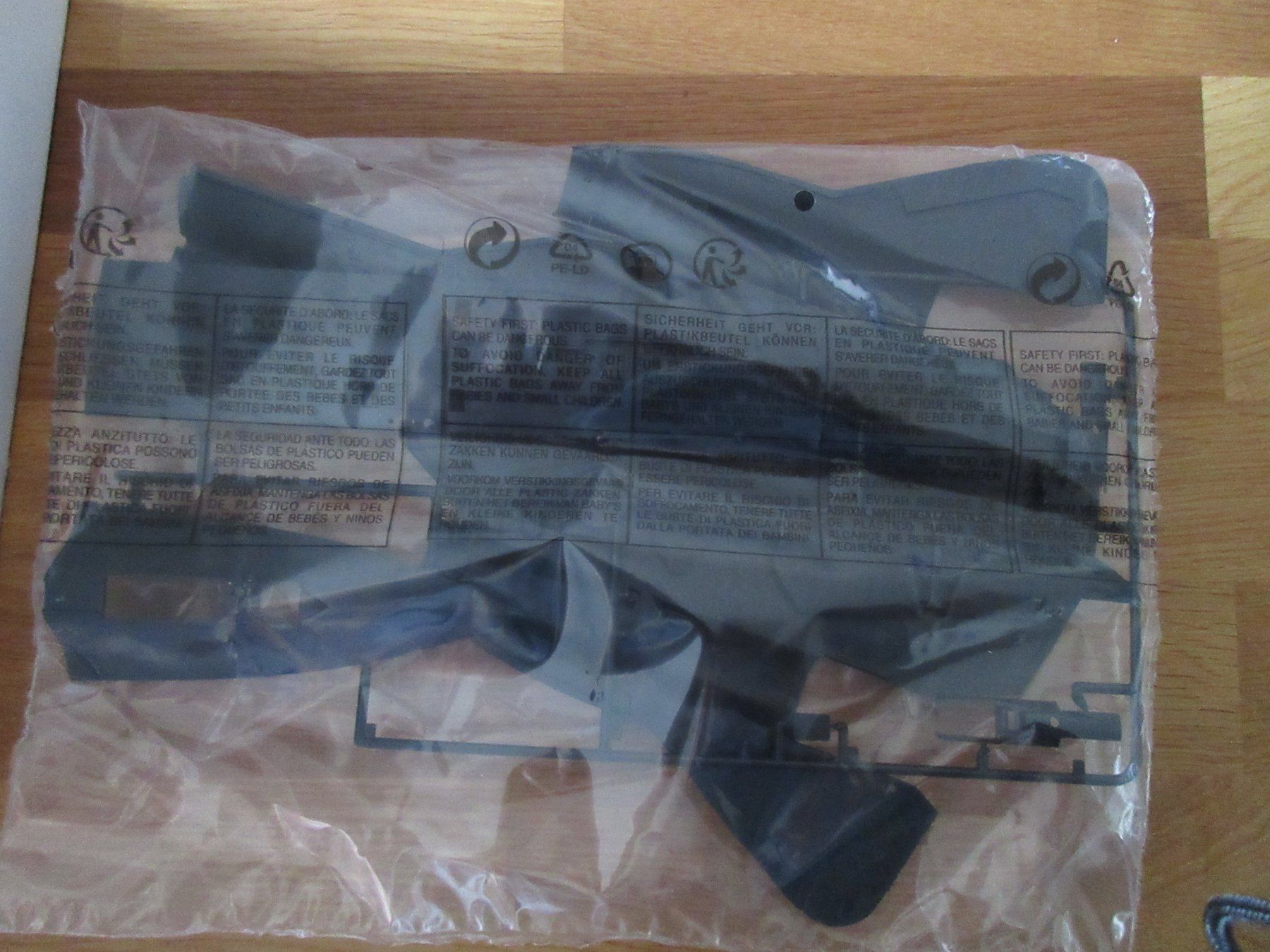 Italeri Modellbausätze & Standmodelle: Standmodell SR 71 Blackbird 1:72 – Neu und originalverpackt aus Daellikon von Ebuffi 4