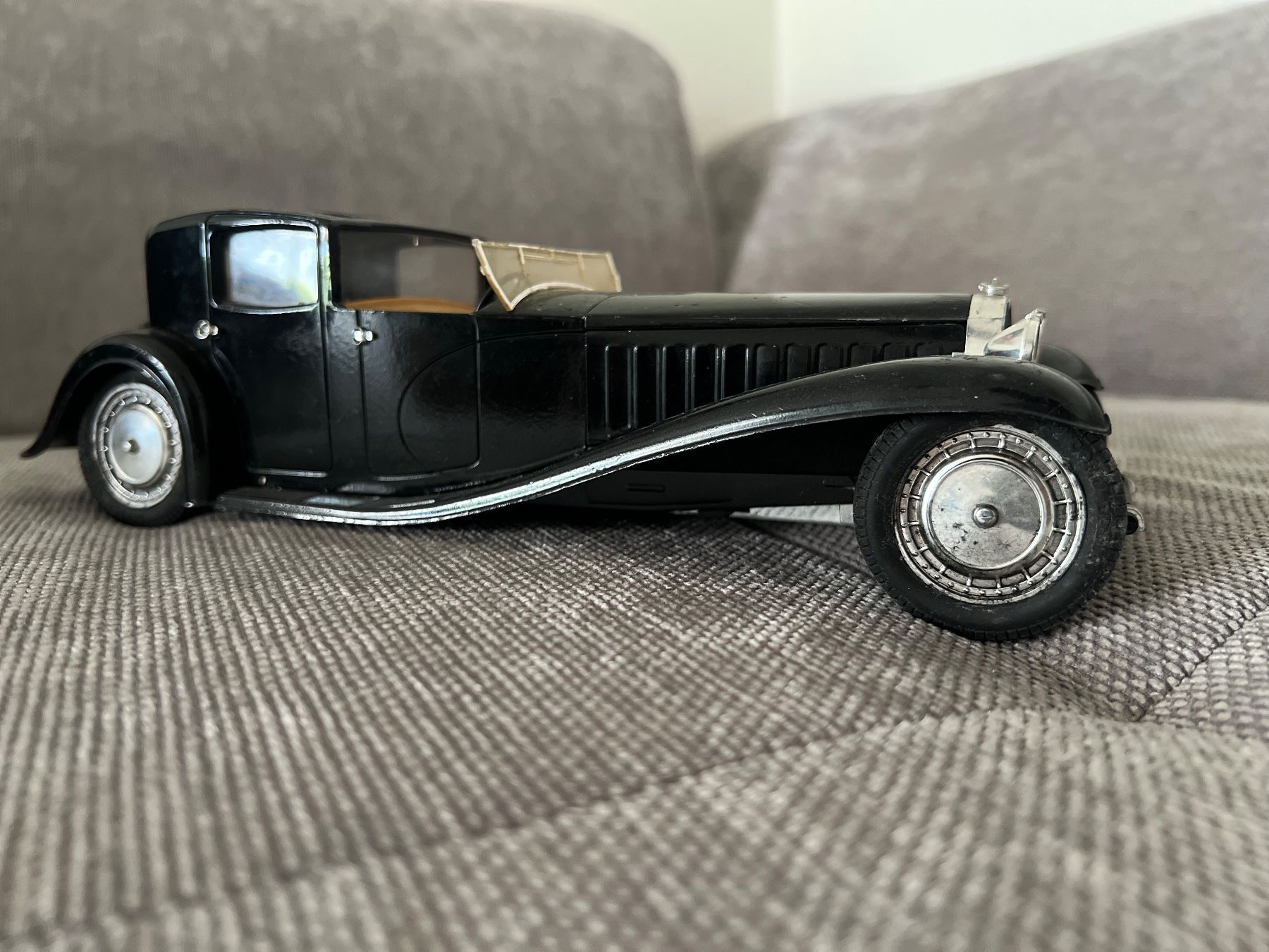 Solido Modellini d'auto: Solido Bugatti Royale Type 41 1930 Modellauto schwarz – Usato da Zürich venduto da ale_ap