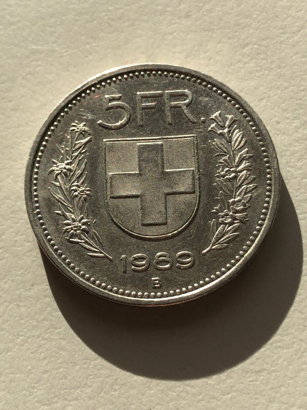 Alle Münzen: 5 Fr. 1989 – Gebraucht aus Schötz von Odpa