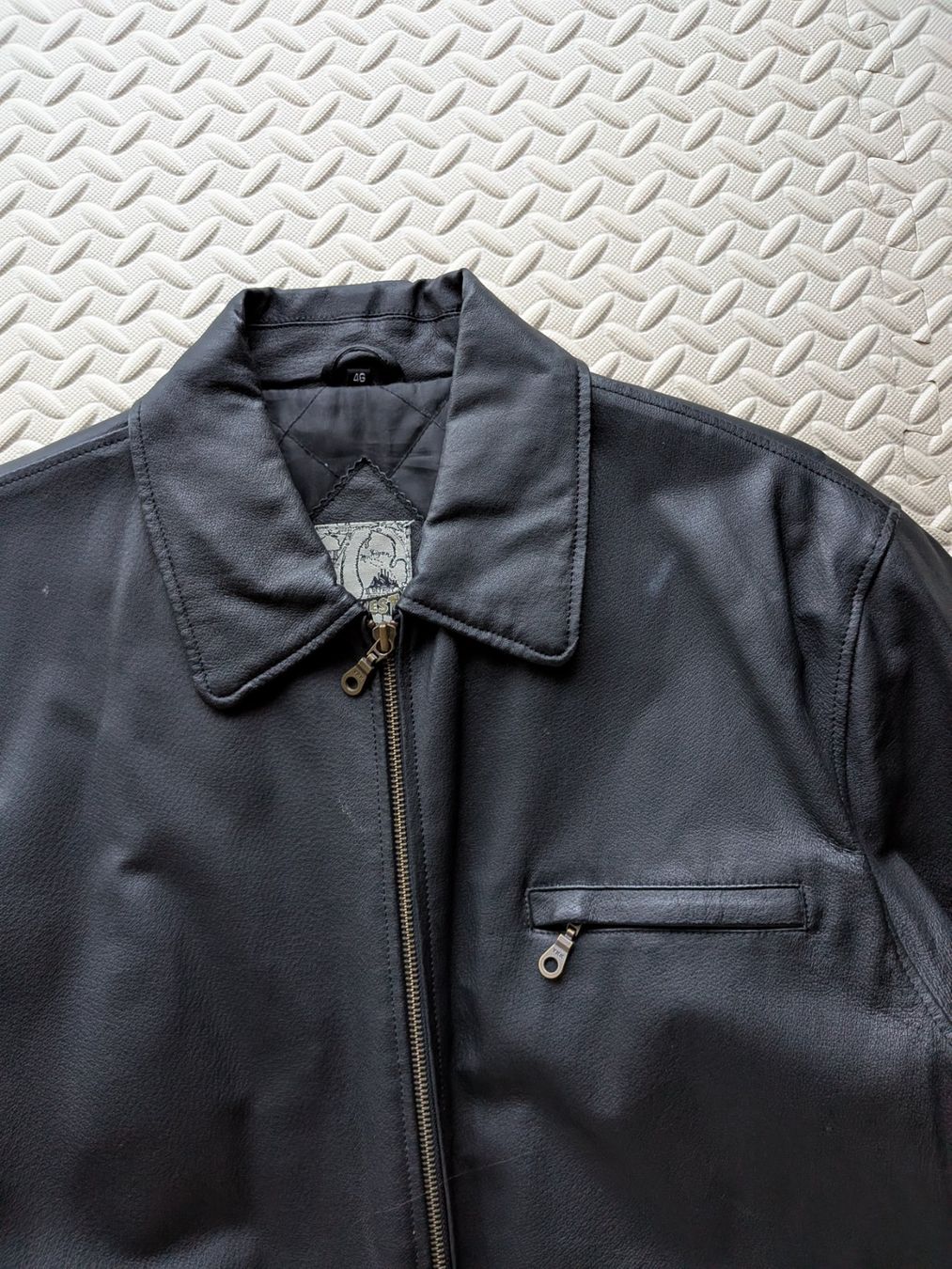 Giacche: Schwarze Lederjacke Herren Grösse 46 – Usato da Altdorf UR venduto da Brandli 1