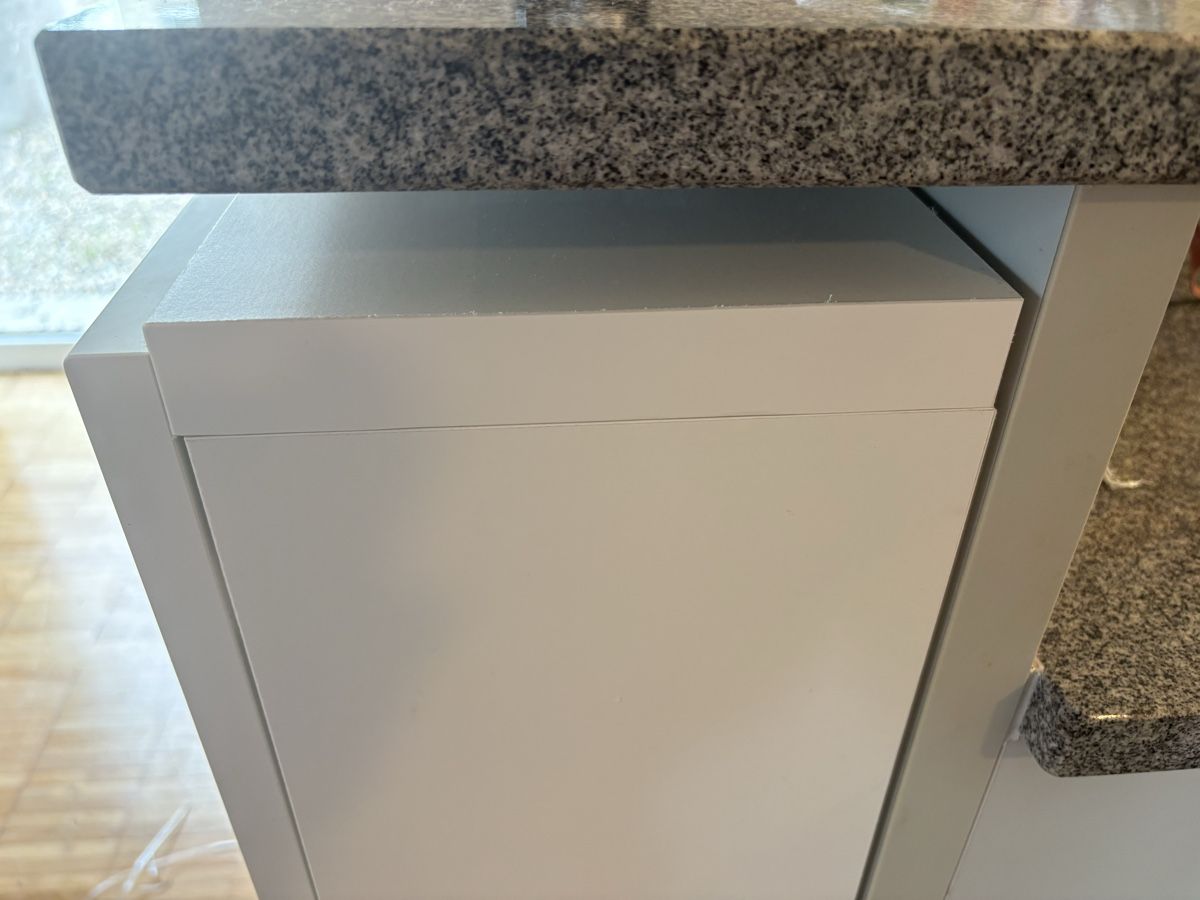 Ikea Regale: Ikea Besta – Gebraucht aus Dänikon ZH von Niddu 1