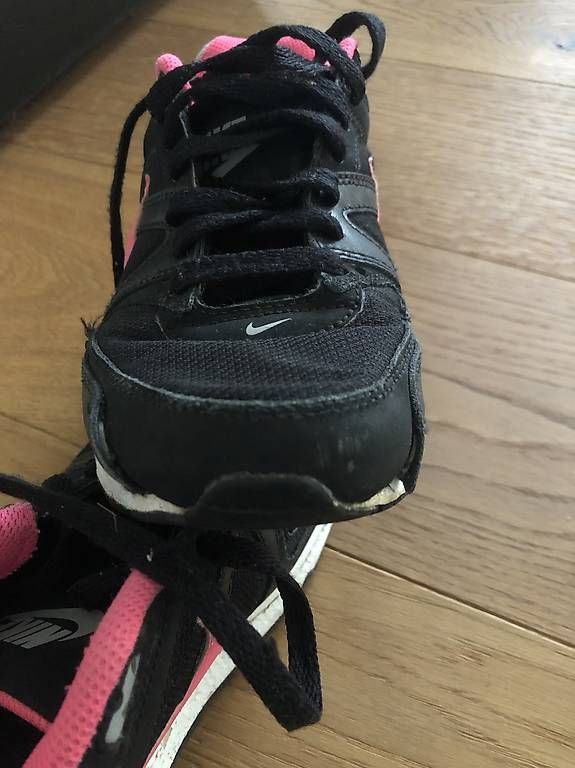 Nike Scarpe da donna: Nike Air Command Gr.38 – Usato da Effretikon venduto da mausi212 2