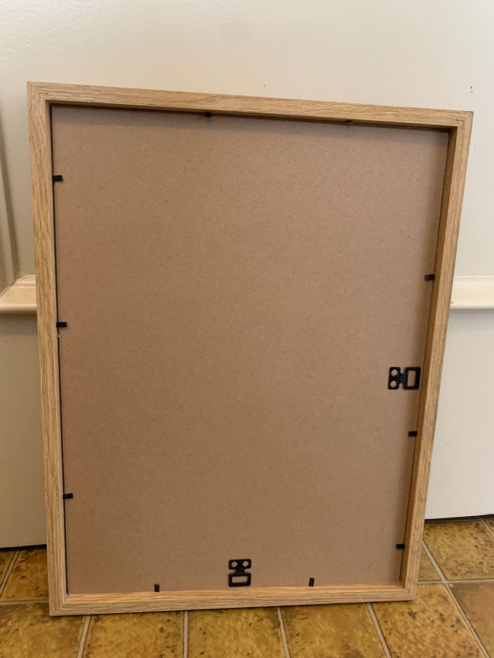 Cornici: Bilderrahmen neu 30cmx40cm – Nuovo (secondo la descrizione) da Winterthur venduto da sommer_2019 1