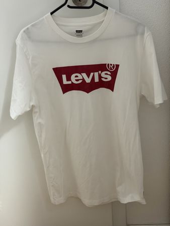 Levi's T-Shirt mit Logo weiss Grösse S guter Zustand