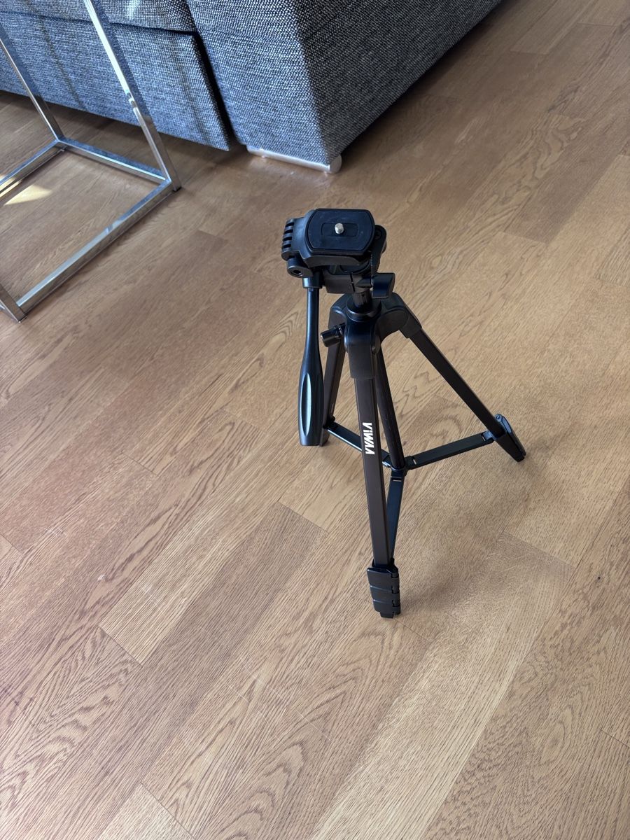 Treppiedi & Teste: VIWAA Professional Tripod Excellent Condition – Nuovo (secondo la descrizione) da Wohlen AG venduto da Ron_0011 1