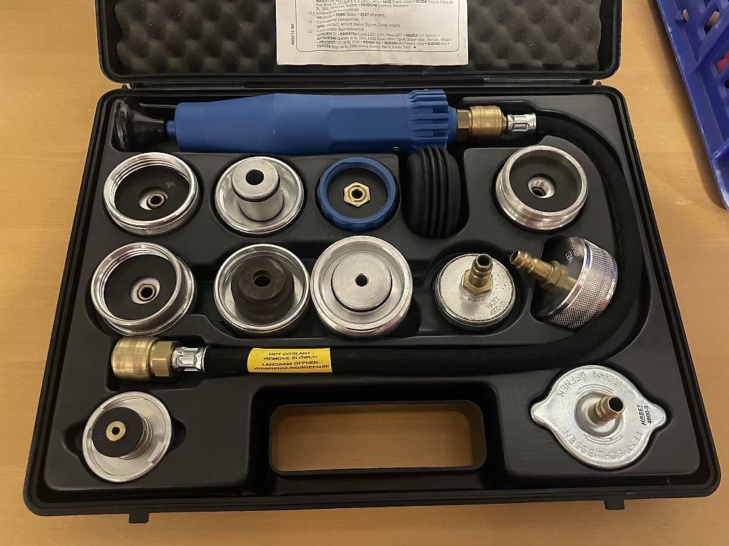 Hazet Alle Werkzeuge: HAZET Kühlsystem Tester, 4800/12 – Neu (gemäss Beschreibung) aus Aarau Rohr von Werkzeux