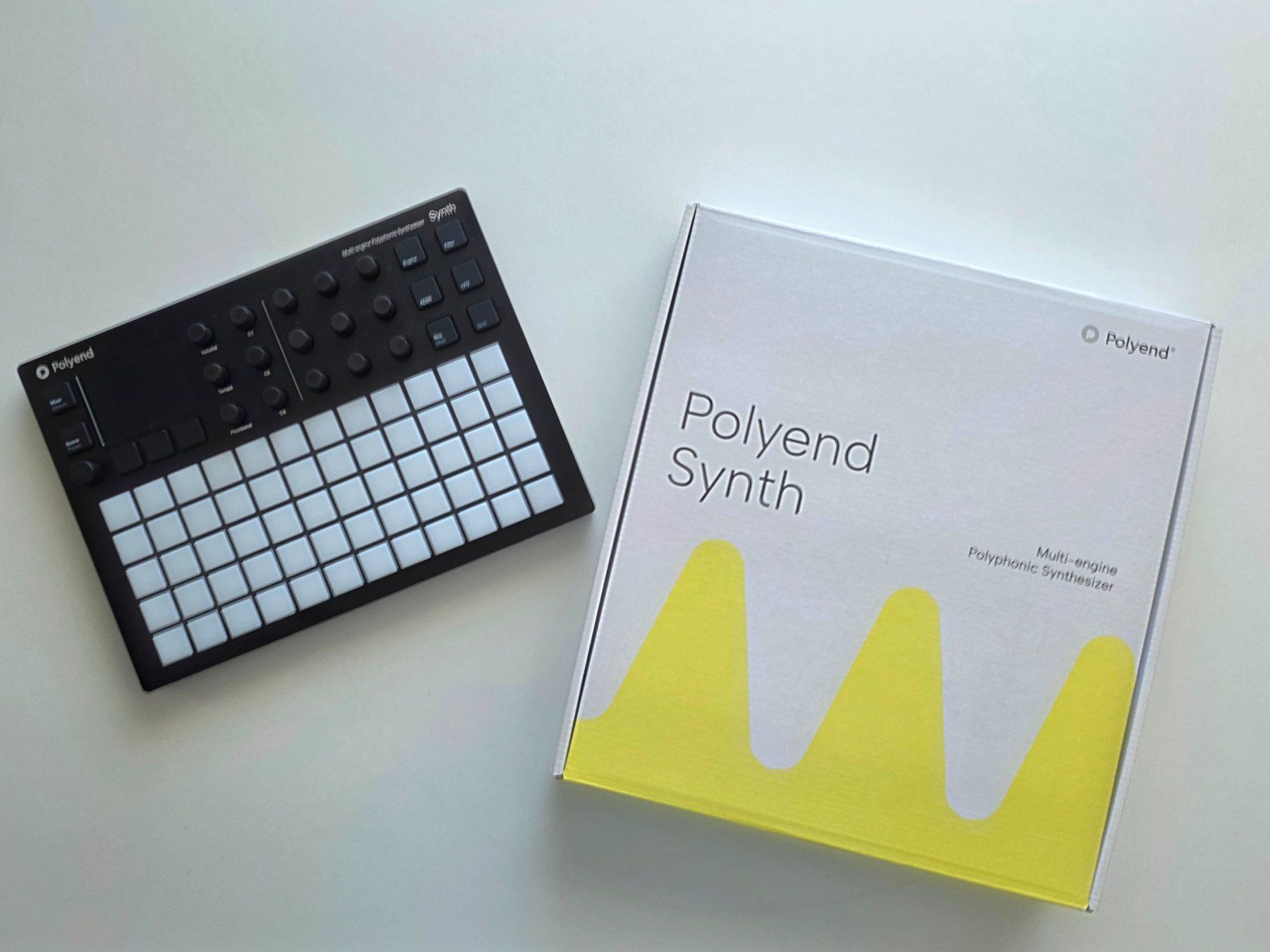 Strumenti musicali: Polyend Synth, 3 fach Synthesizer – Usato da dietikon venduto da Pfann1 2