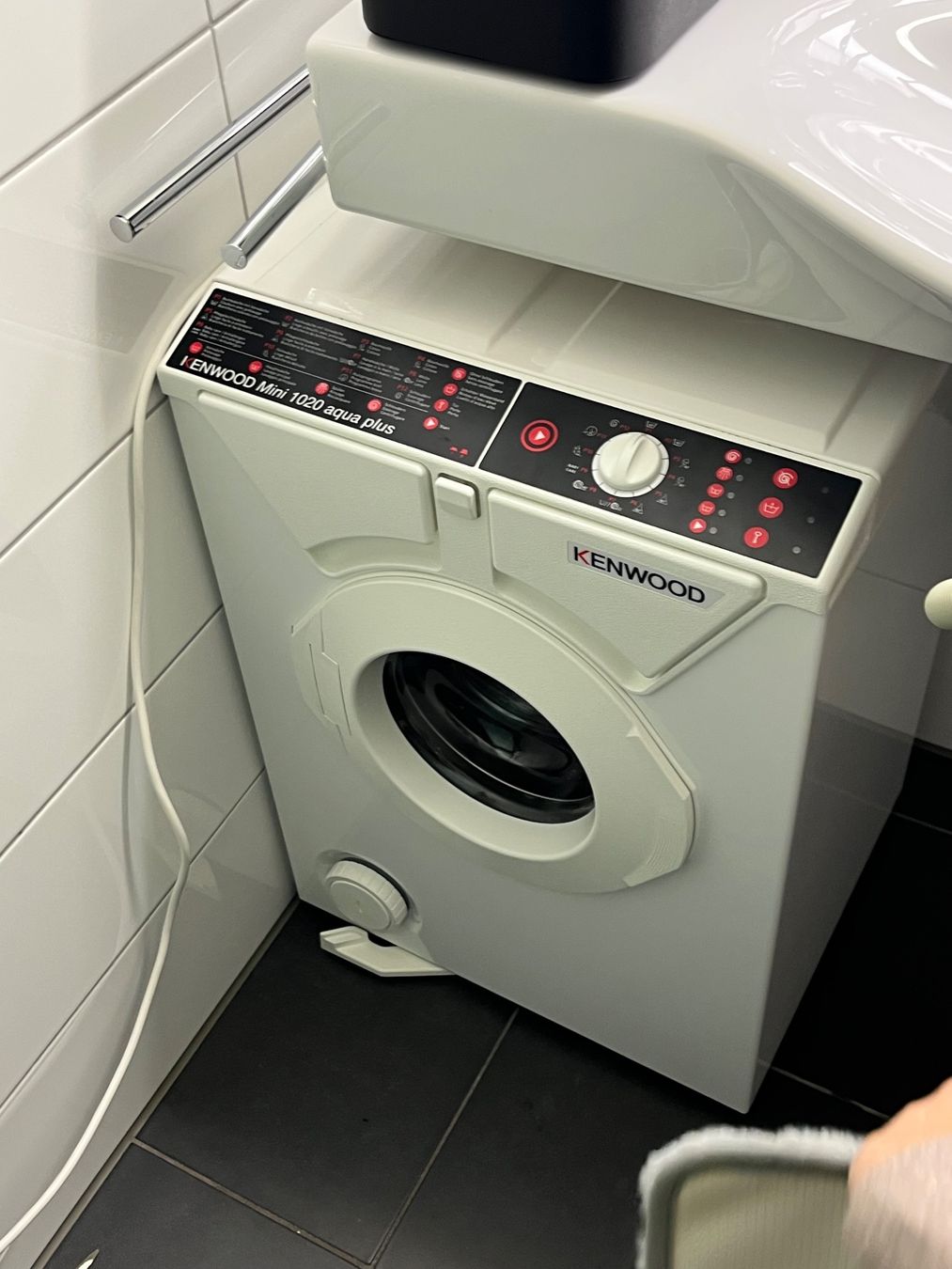Kenwood Machines à laver: Kenwood Mini Aqua Plus 1020 – D'occasion à Zug par rei_kd9n