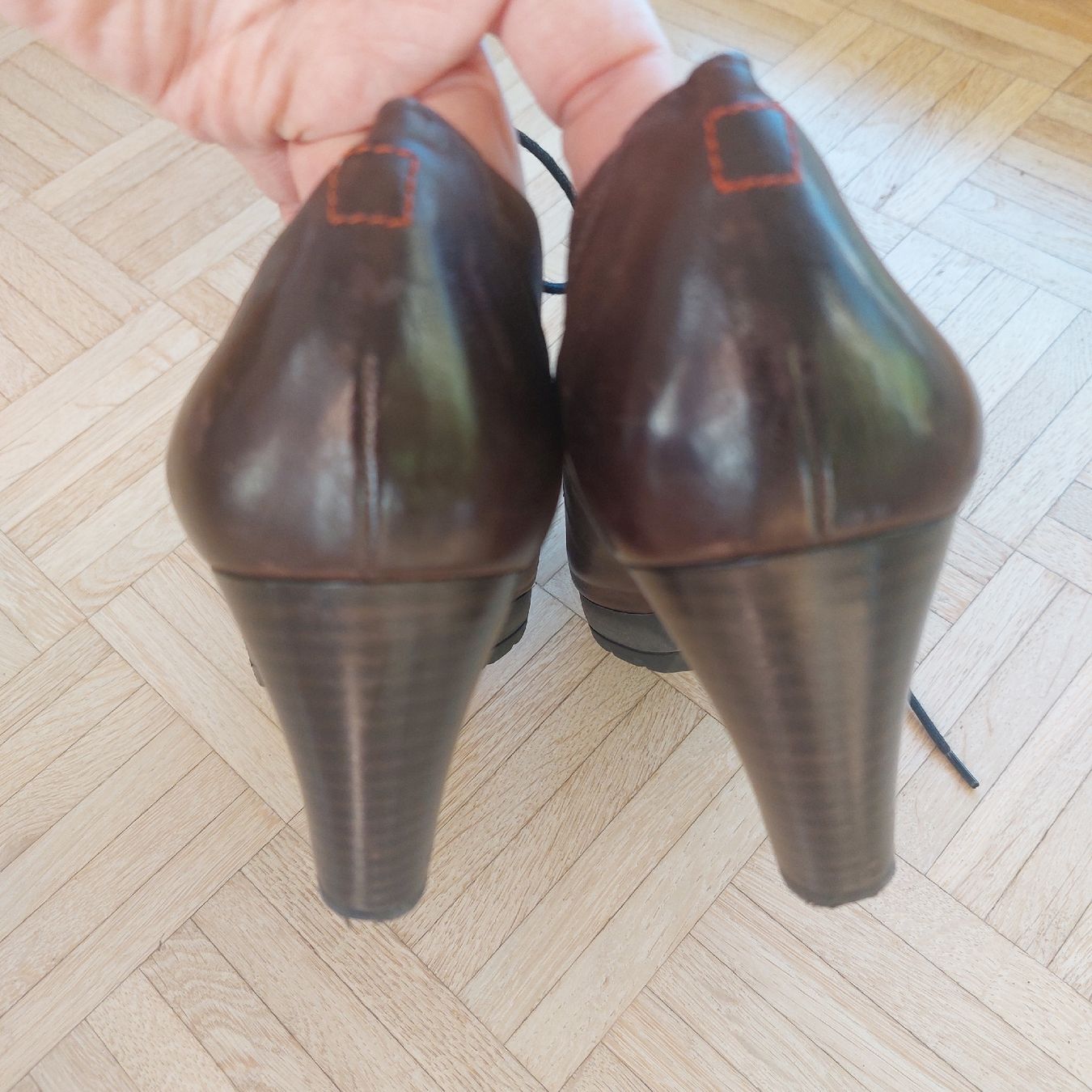 Högl Scarpe da donna: Högl Pumps, Leder braun, 40 – Usato da Freienbach venduto da Stuagert 6