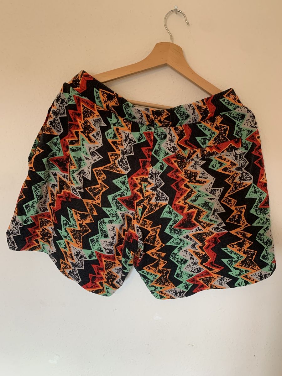 Jordan Kleiderpakete: Jordan Shorts Pattern Size M used condition – Gebraucht aus Zürich von MerlinLev 1