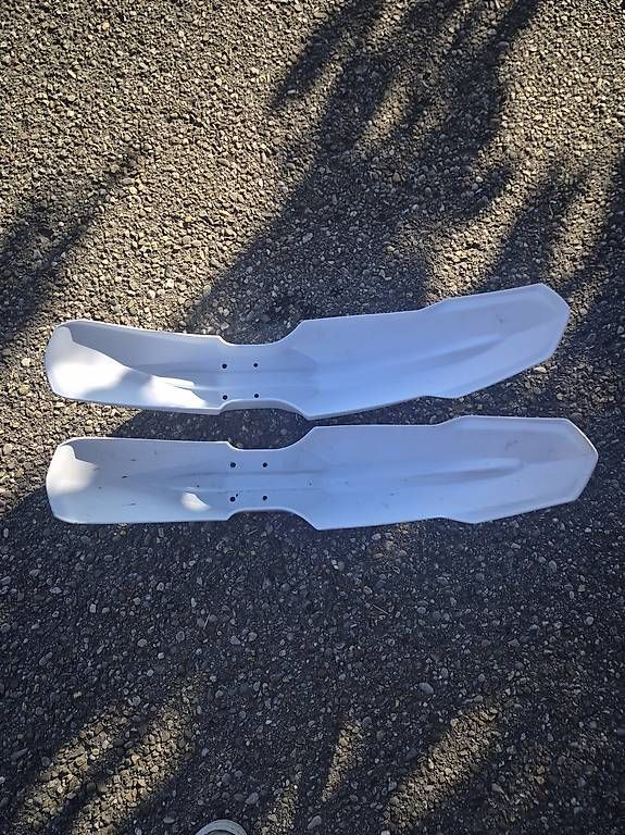 Alle Motorradersatzteile: Fantic xmf 125 4t Enduro Frontfender – Gebraucht aus Niederbuchsiten von Mahava 2