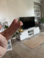 Goldige Ohrringe mit Anhänger, neuwertig, zum Top-Preis!
