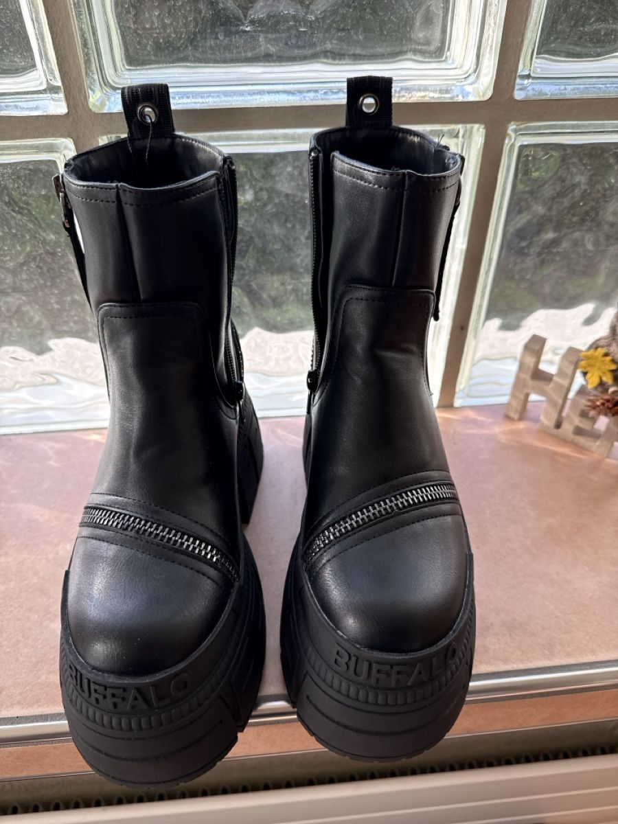 Buffalo Scarpe da donna: Buffalo Boots Vegan – Nuovo (secondo la descrizione) da Schellenberg venduto da Kruemmel5 1