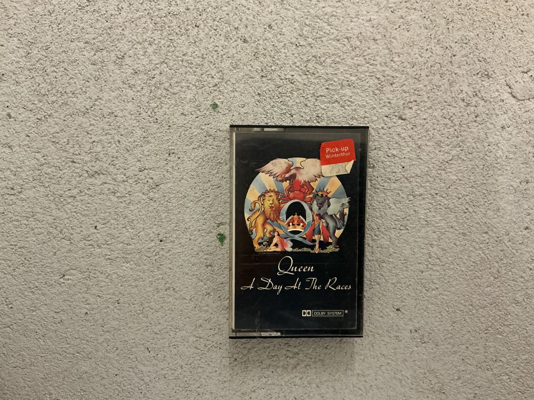 Musicassette: Queen MC - A Day At The Races – Usato da Winterthur venduto da Tumko_7_Vinyl