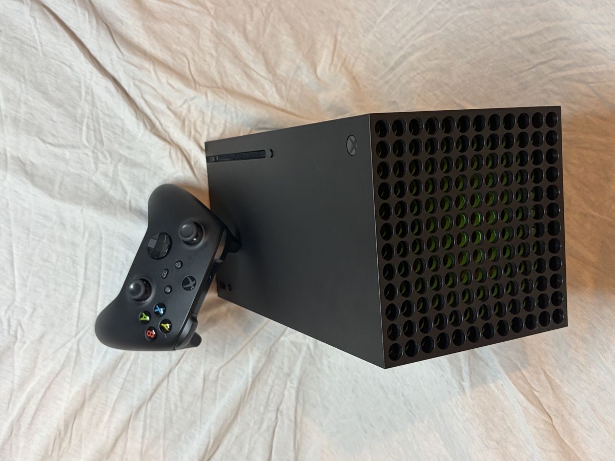 Microsoft Consoles: XBOX Series X - 1TB - OVP  – D'occasion à Basel par iai_x6x7 2