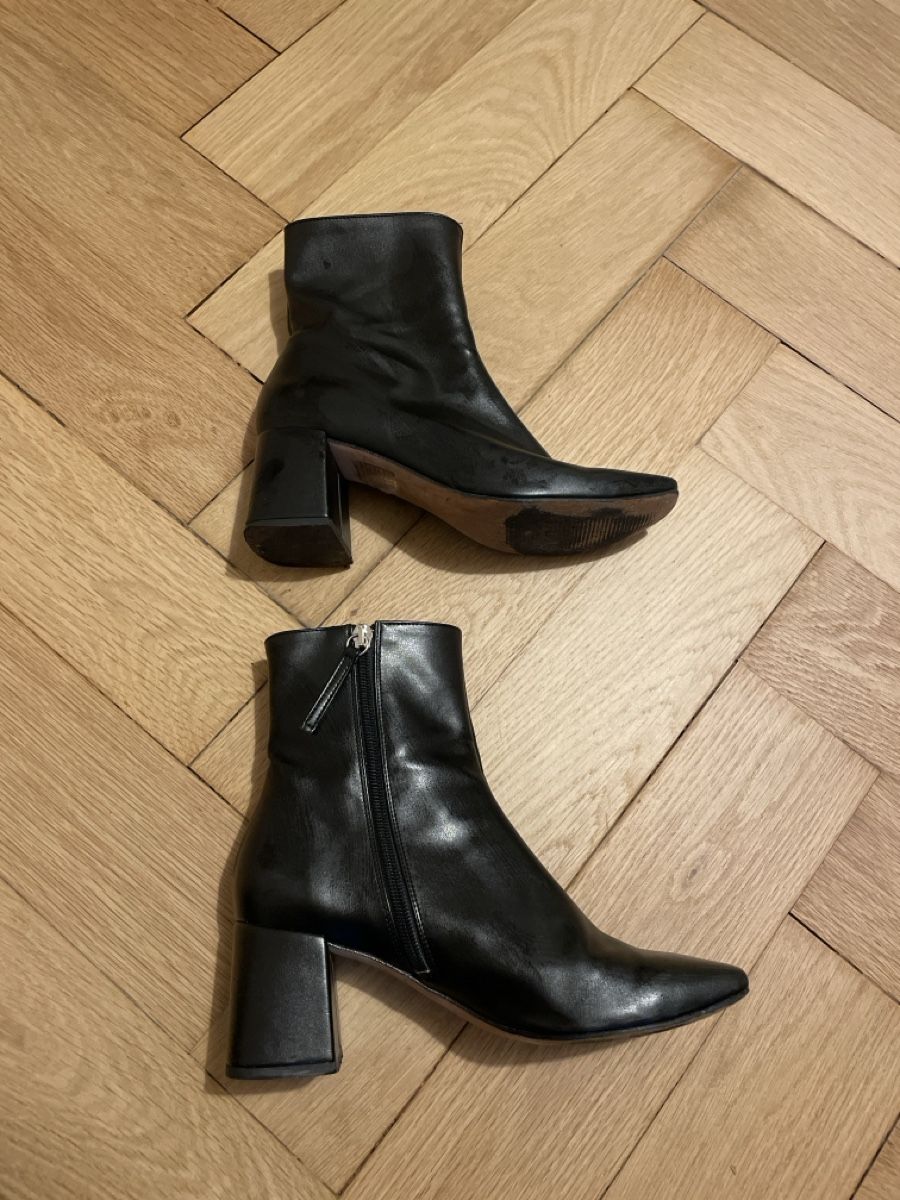 Alohas Damenschuhe: ALOHAS Stifelette Watercolor Black – Gebraucht aus Zürich von salomecavegn 1