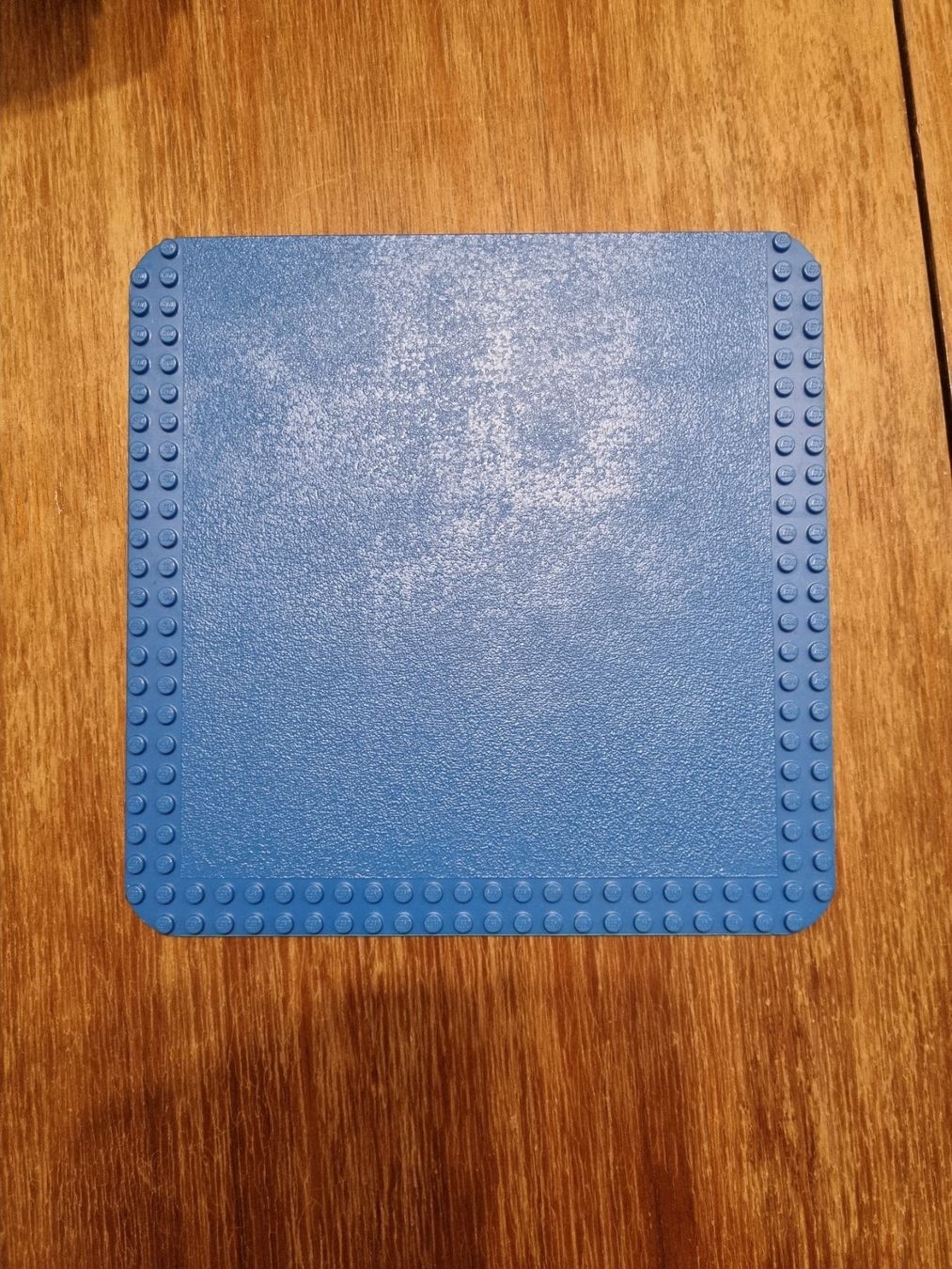Lego Baukästen: LEGO 367 Blue Baseplate 24 x 24 with Studs on Edges – Gebraucht aus Basadingen von NekoBricks