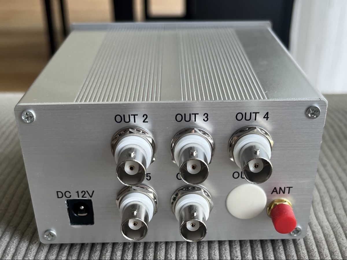 Mesurer: QZM GPS Disciplined Oscillator – D'occasion à Zug par metebalci 1