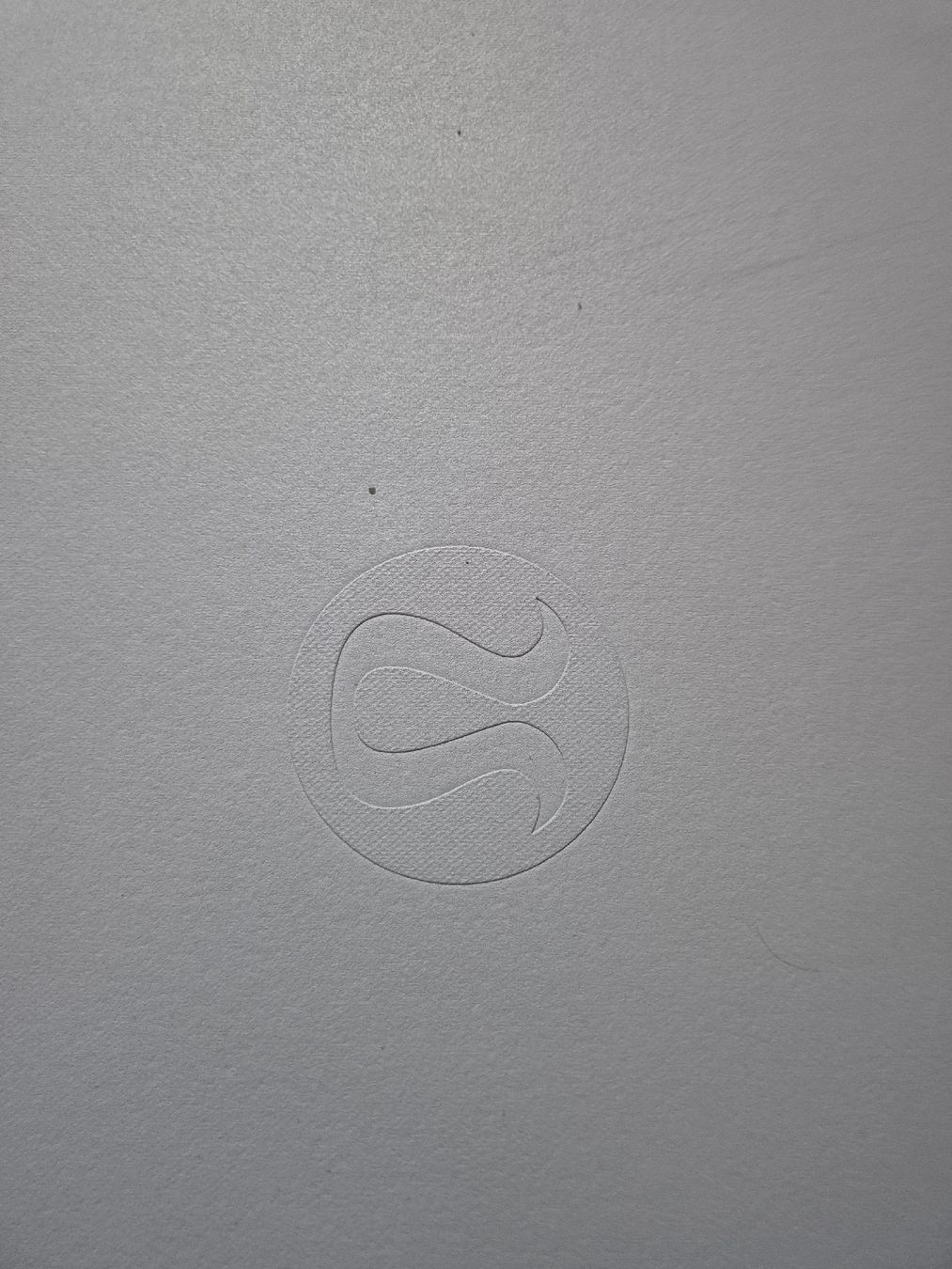 Lululemon Tappetini fitness: Lululemon Yogamatte, sie hat ein paar Falten u. einen Fehler – Usato da Ostermundigen venduto da Louhdezd 1