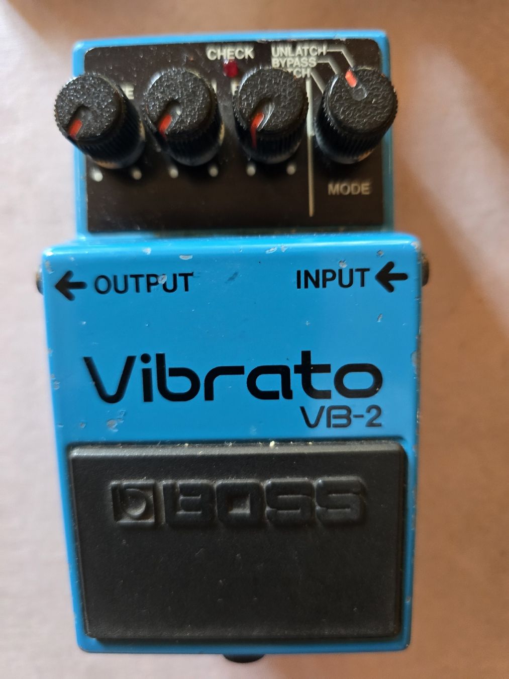 Instruments de musique: BOSS VB-2 VIBRATO ... JAPAN – D'occasion à Zürich par Antiquedealer 6