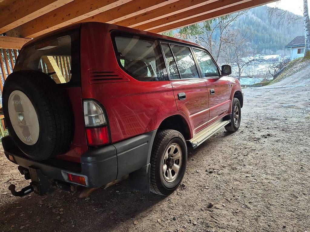 Automobili: Toyota Landcruiser KDJ 95 – Usato da Breil/Brigels venduto da AC.Jackson96 3