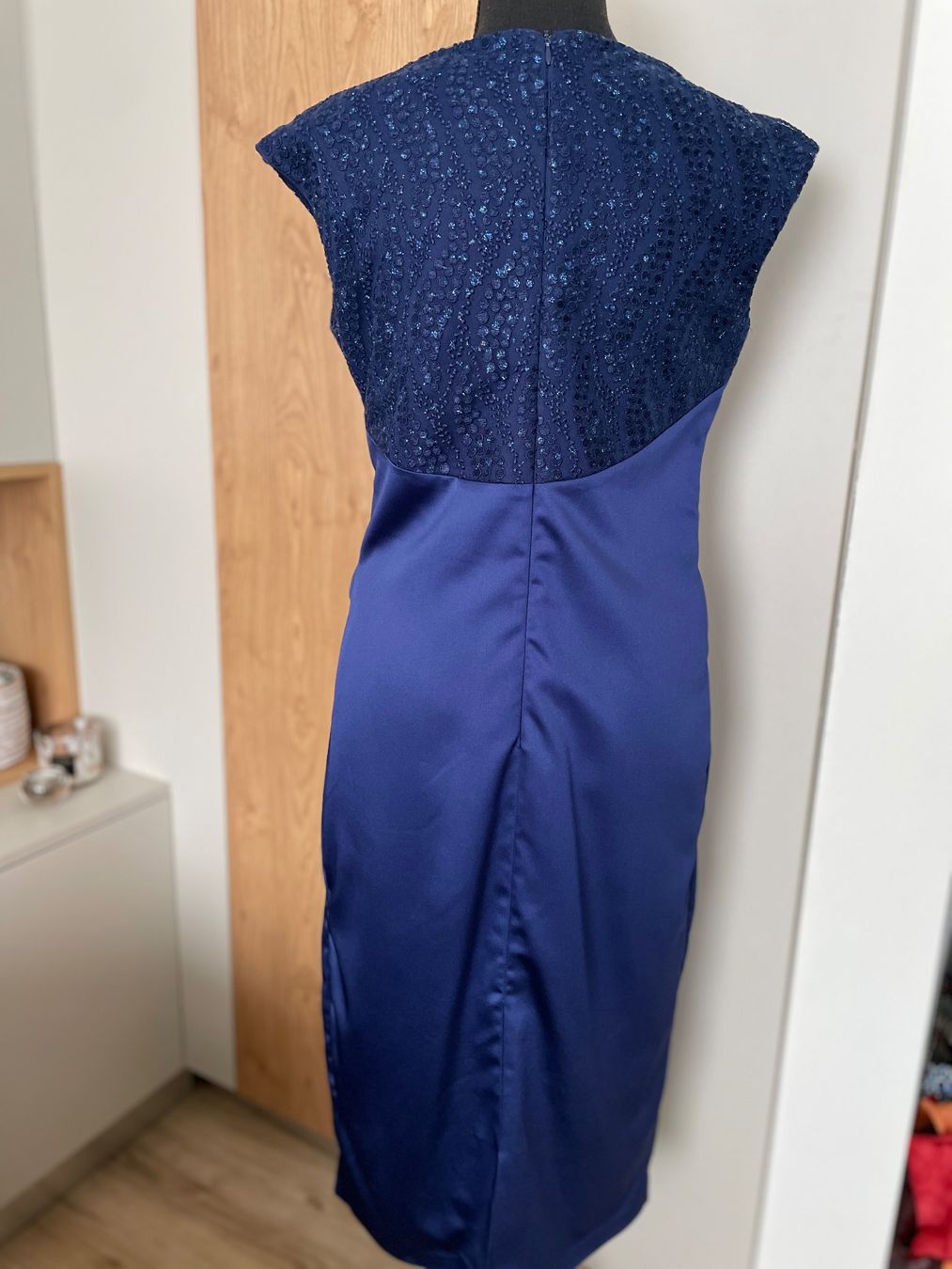 Vestiti: Cocktail Kleid mit Spitze, dunkelblau Gr. 38 – Usato da Birsfelden venduto da Nic21 9