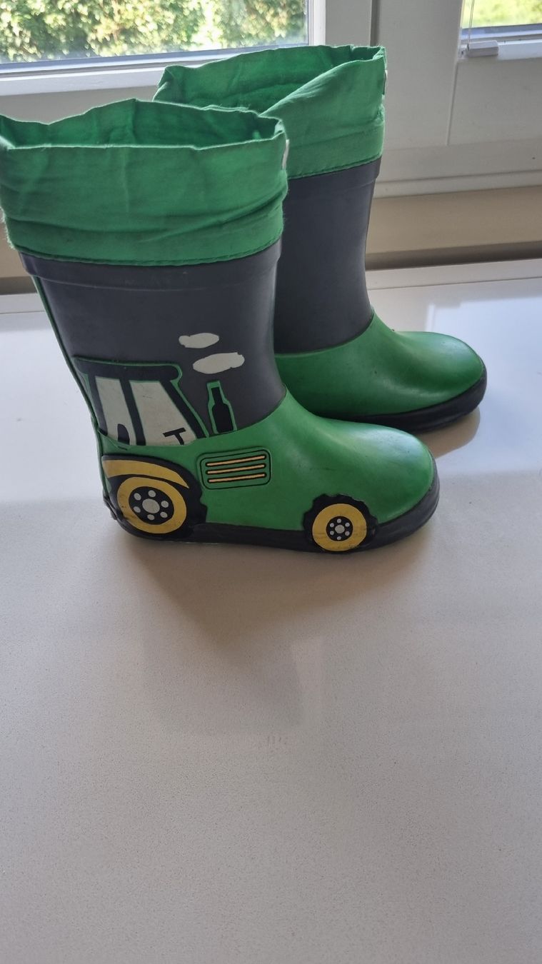 Scarpe per ragazzi: Botte de pluie garçon – Usato da Ferpicloz venduto da Clicli014 2