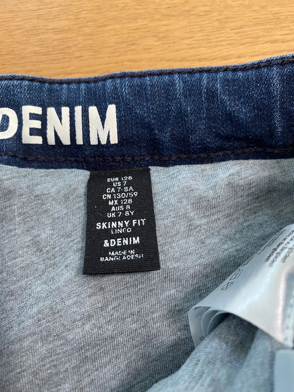 H&M Pantaloni: Jeans, H&M lined, dunkelblau,  Gr. 128 – Usato da Oberkirch LU venduto da HubRen 1