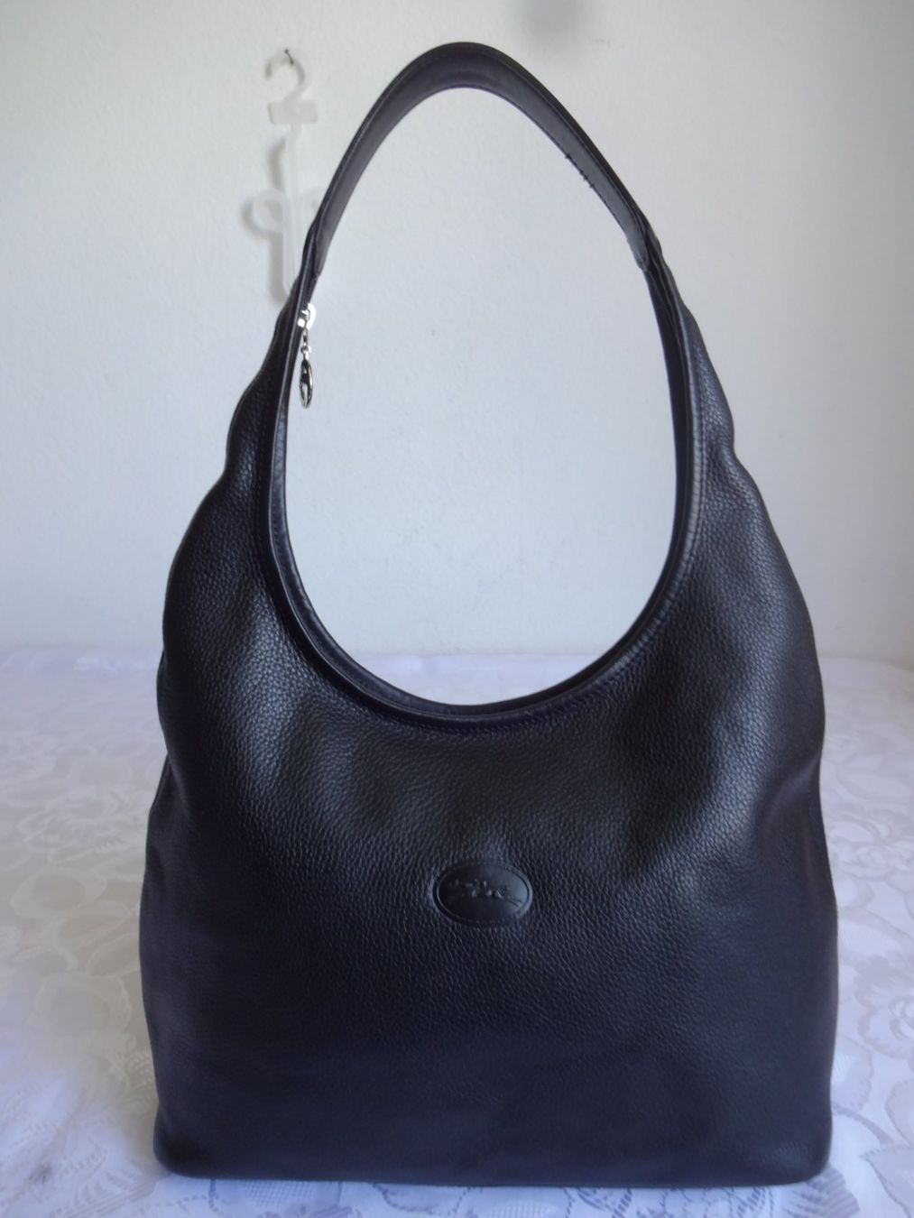 Longchamp Borse da donna: "Longchamp " Leder Schwarzes Umhängetasche – Usato da Frauenfeld venduto da Jahy