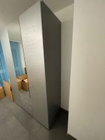 Kleiderschrank 3-türig mit Spiegel und Schubladen guter Z...