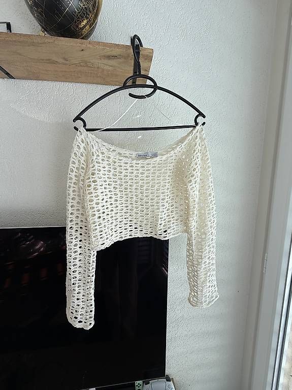 Maglioni & Felpe: Pull transparent Bershka – Nuovo e nell'imballaggio originale da La Neuveville venduto da mor_y2m6