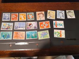 Collection de timbres Suisse, divers thèmes et années!