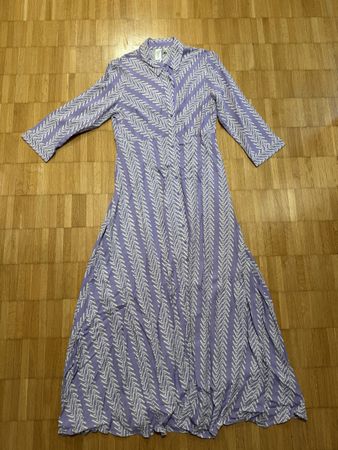 Neues YAS Kleid, Gr. S, Lila/Weiss - Sommerlicher Look!