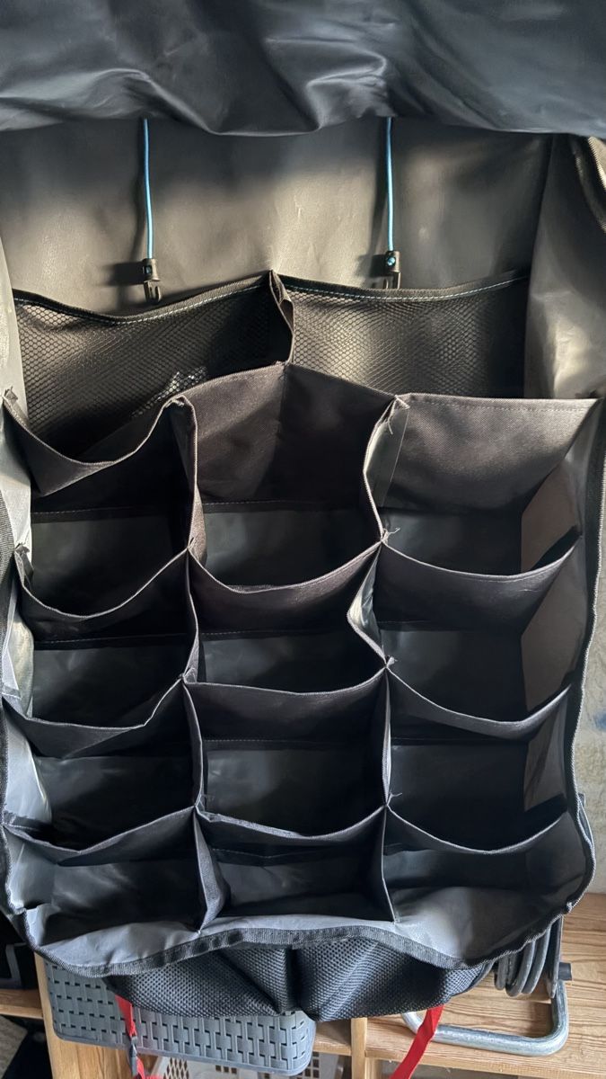 Taschen: Thule Organizer schwarz – Gebraucht aus Alterswil FR von Gugi1973 1