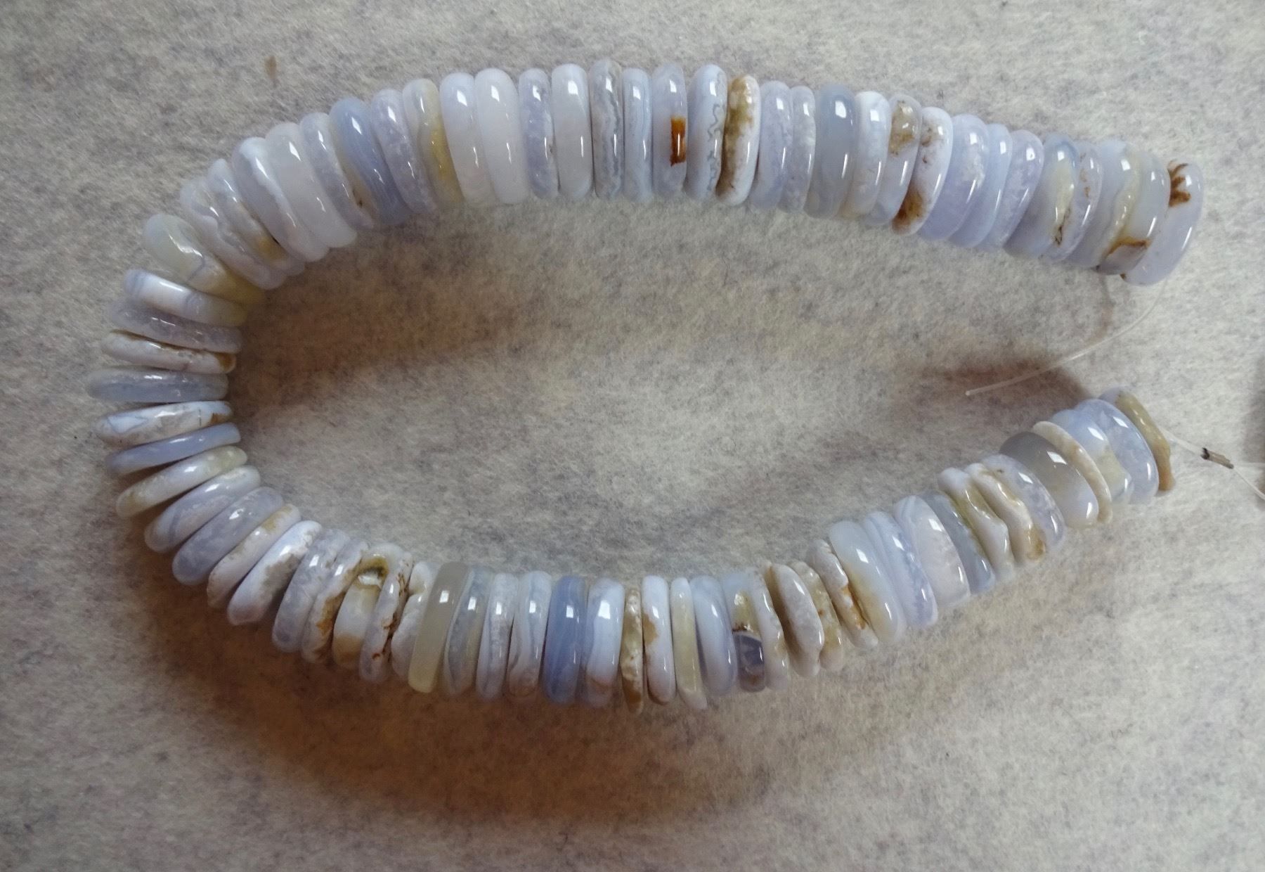 Mineralien & Heilsteine: Calzedon schwer          blue lace agate – Neu und originalverpackt aus Leuggern von gemshow 6