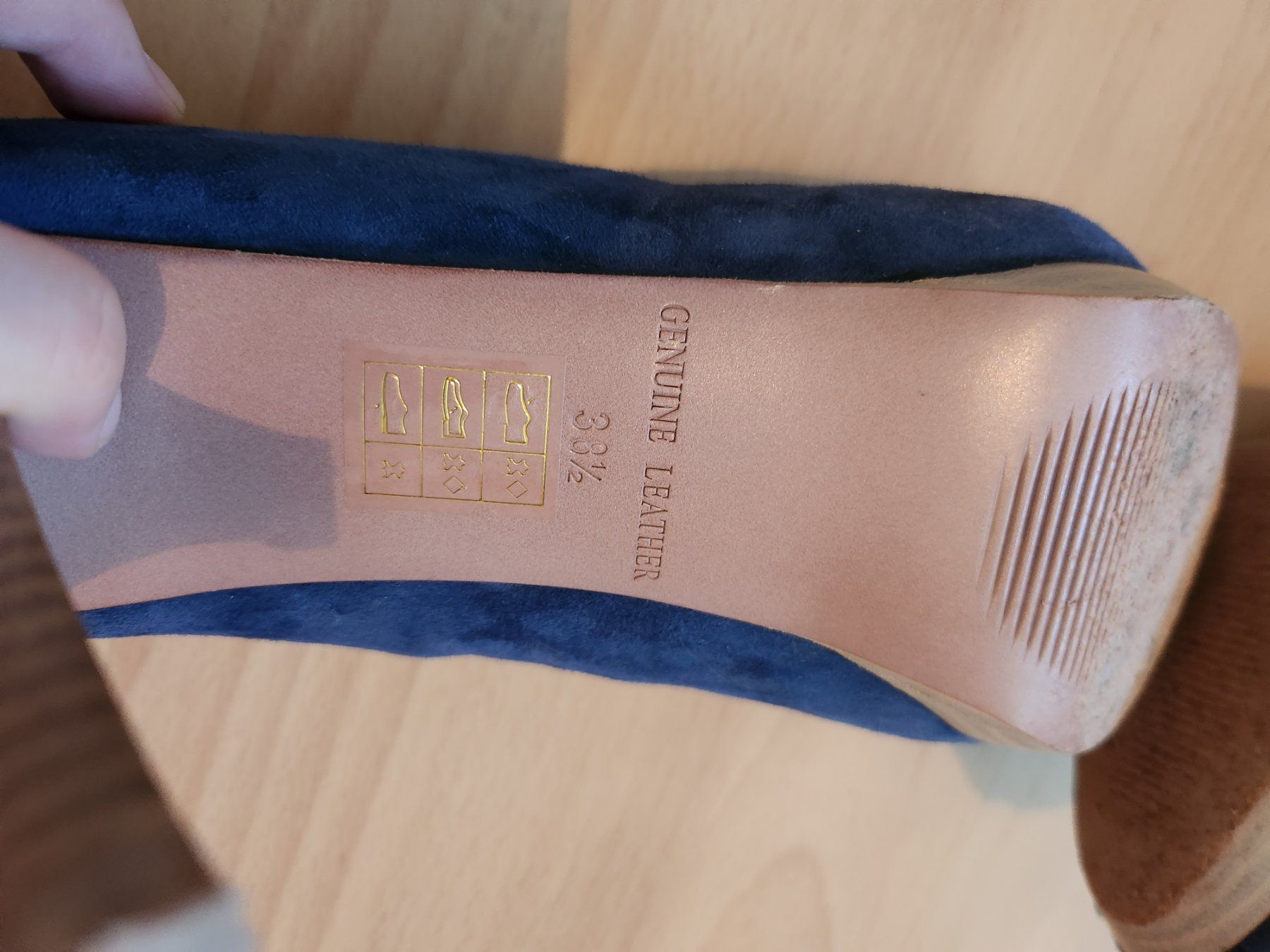 Scarpe da donna: Highheels – Usato da Kefikon TG venduto da Livline 3