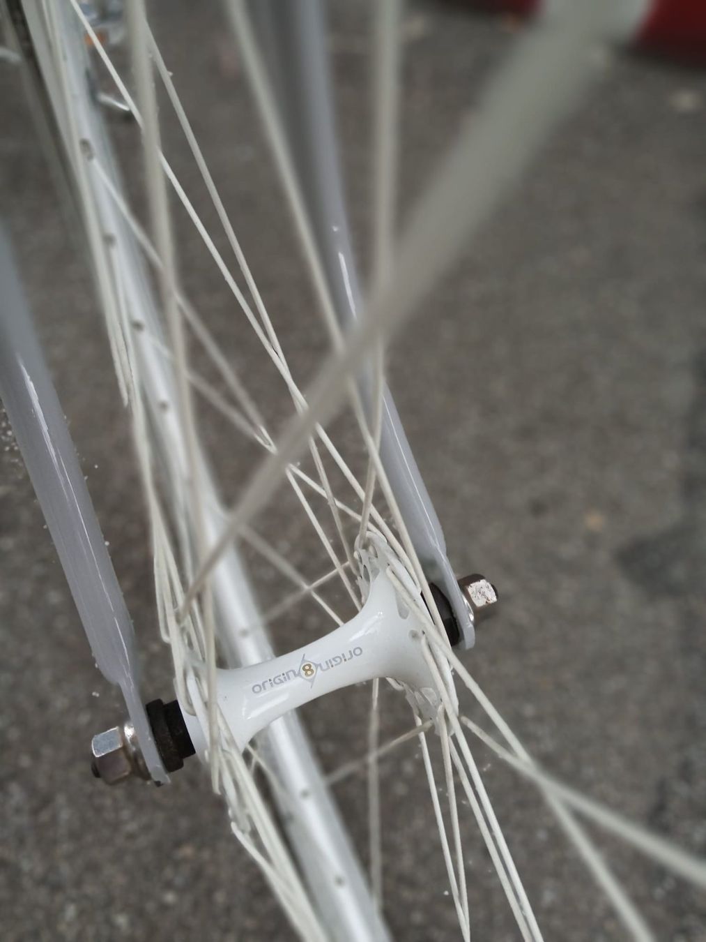 Fixie Inc. Biciclette: FIXIE grau, EINZELSTÜCK - 28 Zoll - HINGUCKER – Usato da Hagendorn venduto da zwilling8888 8