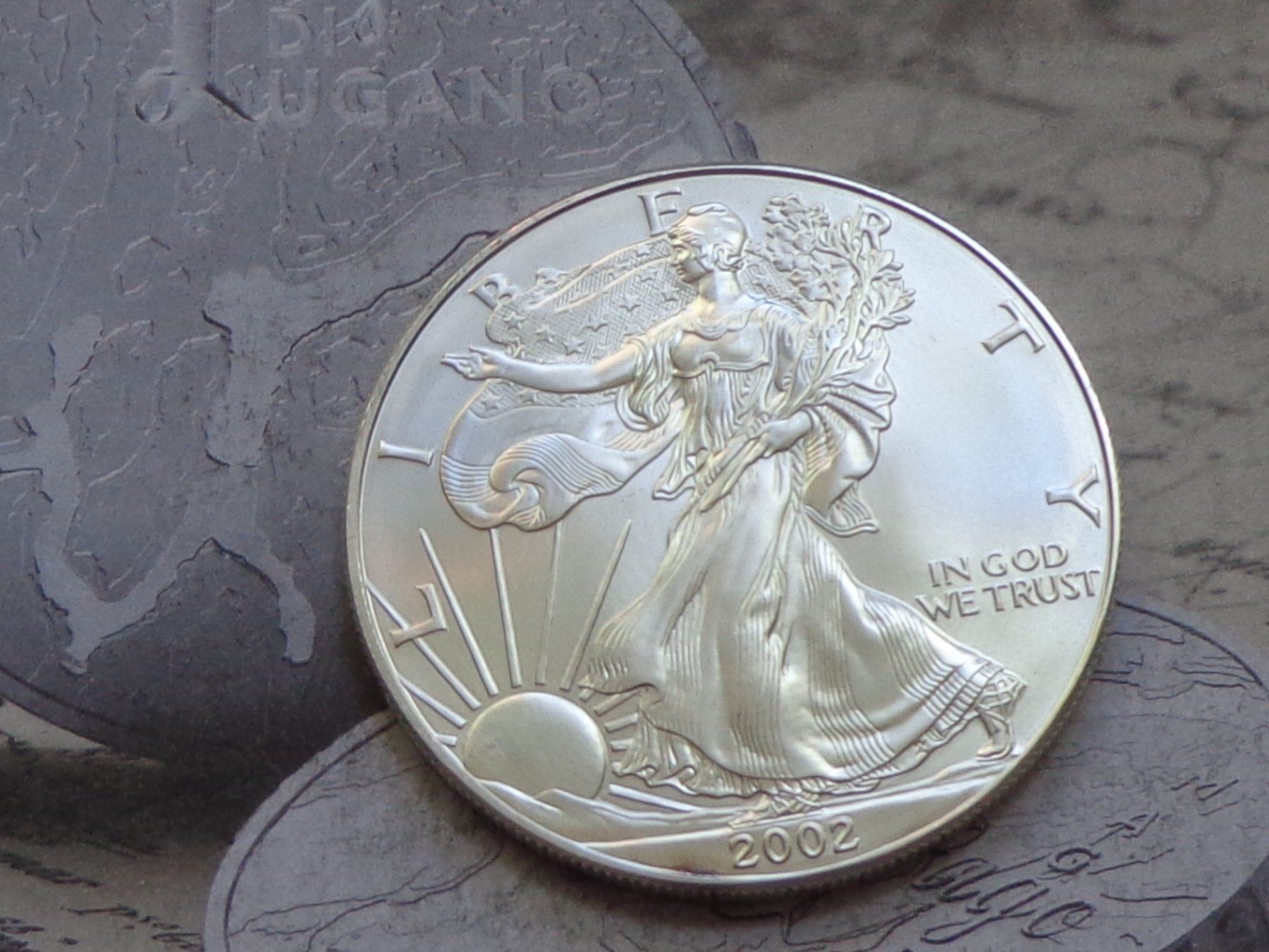 Tutti le monete: USA 1 oz 2002 Fine Silver .999 - "American Silver Eagle" – Usato da Pully venduto da UCA01 1