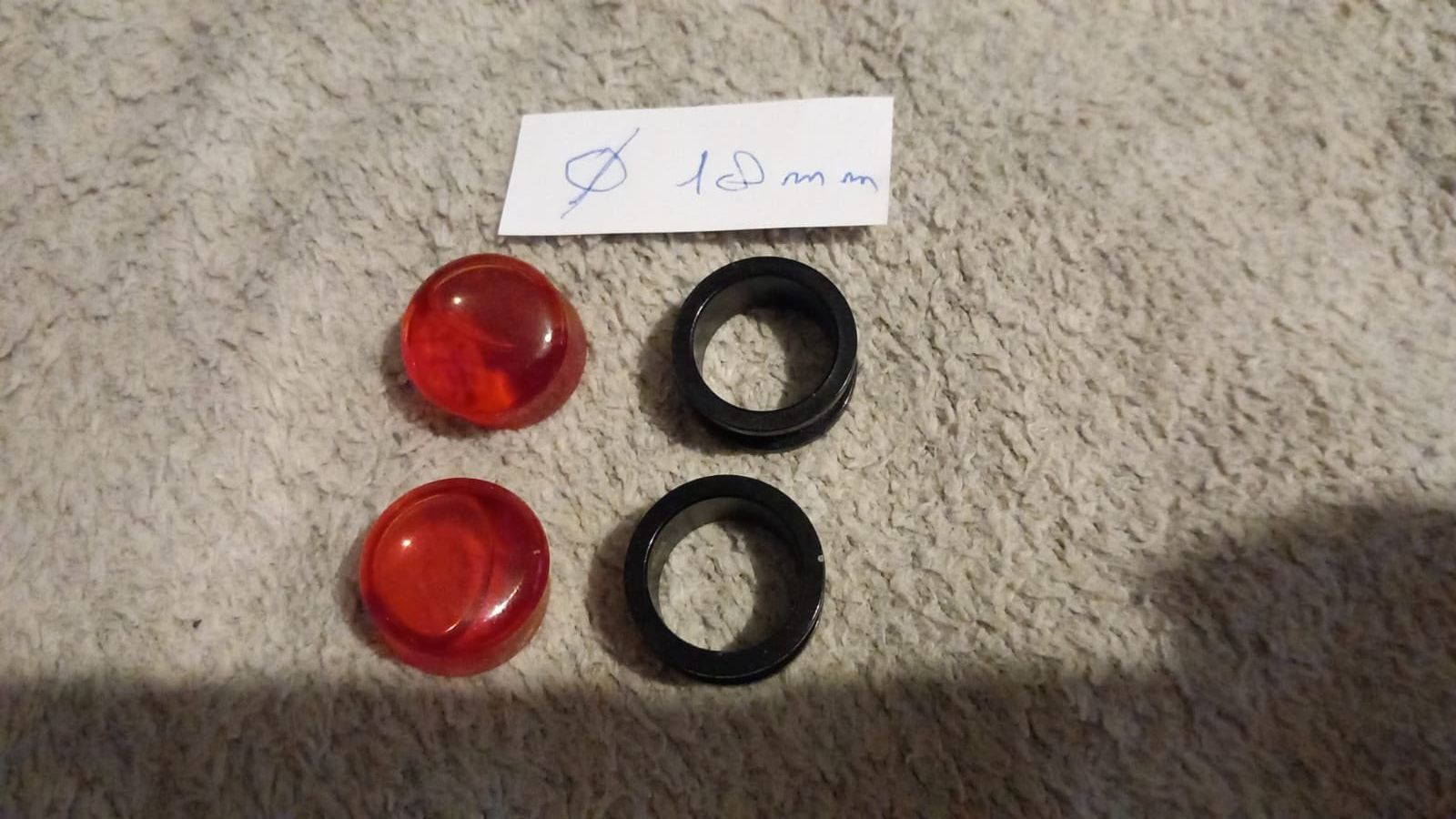 Ohrringe & -stecker: Lot de piercing et boucles divers – Gebraucht aus Epalinges von nico-ceppi 2